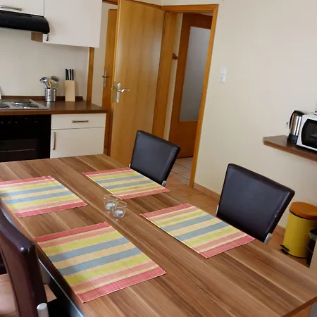 ホテル Haus Sonnschein コッヘム