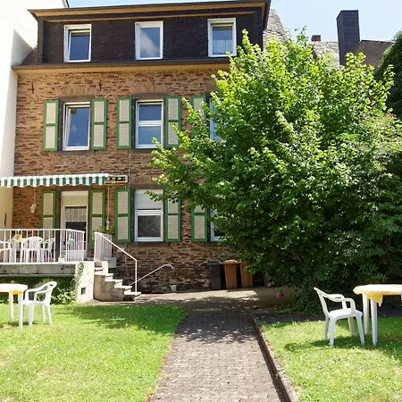 ホテル Haus Sonnschein