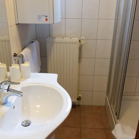 Haus Sonnschein ホテル コッヘム