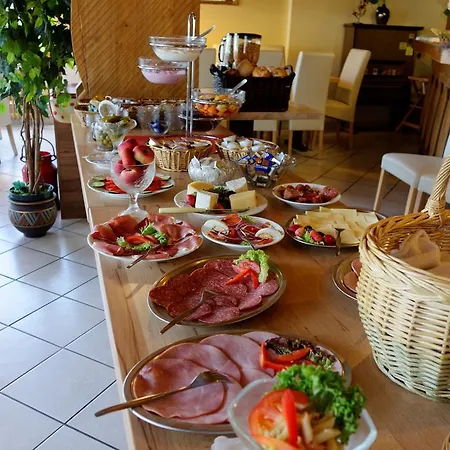 Hotel Haus Sonnschein 3*